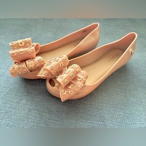 Mini Melissa beige Jelly Flats with Floral Bow Girls Size 2